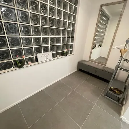 Freiblick 1 Bad Glbg Mit Garten Top1 Apartamento